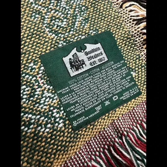 Goodwin Weavers Santa Christmas Blanket Tapestry Throw Fringe 65" x 45" - Picture 2 of 5